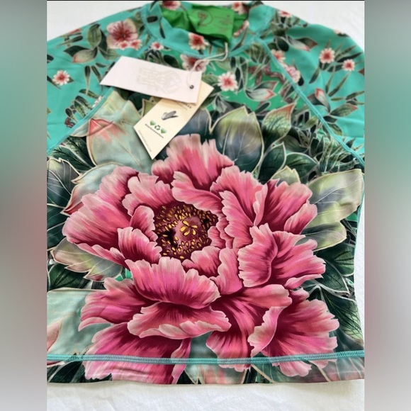 Free People/Anthropologie/Revolve Brand:
WE ARE HAH Swim Rash Guard or Crop Top - Picture 3 of 9